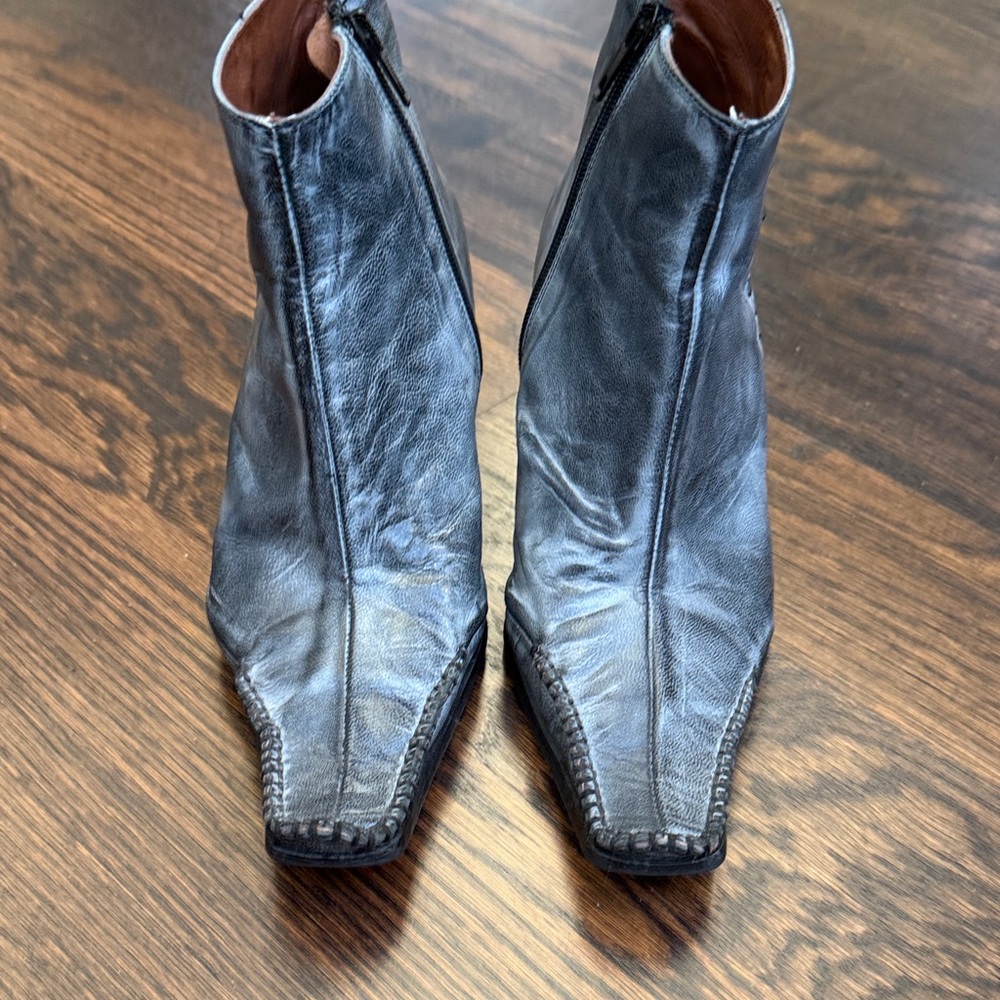 Elegant Grey Leather Ankle Booties